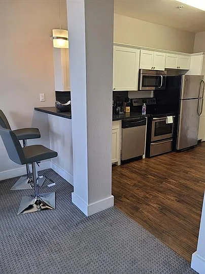 Kenedy Lofts — Photo 10