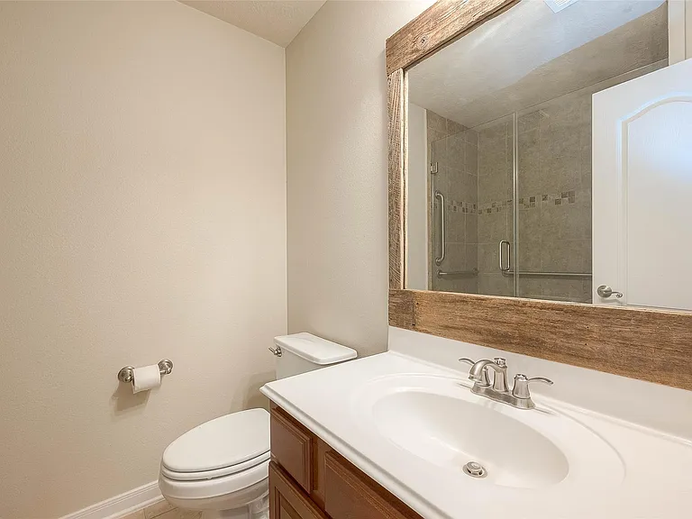 18903 Pinewood Point Ln — Photo 38