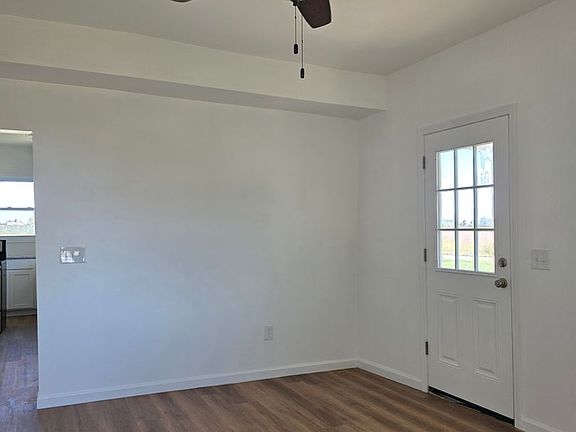 4th image of 8100 Linwood Rd