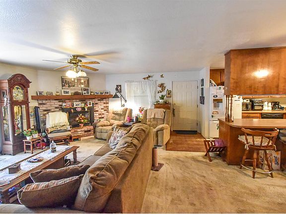 3rd image of 21848 El Conejo Way