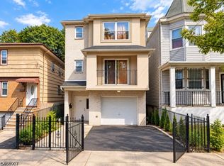 190 Smith St, Newark City, NJ 07106