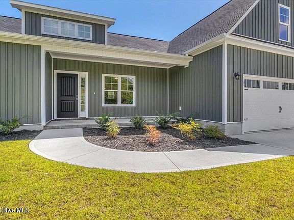 2nd image of 107 Gold Coast Drive