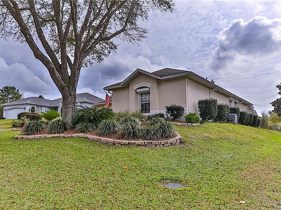 2nd image of 352 W Crestmont Ct