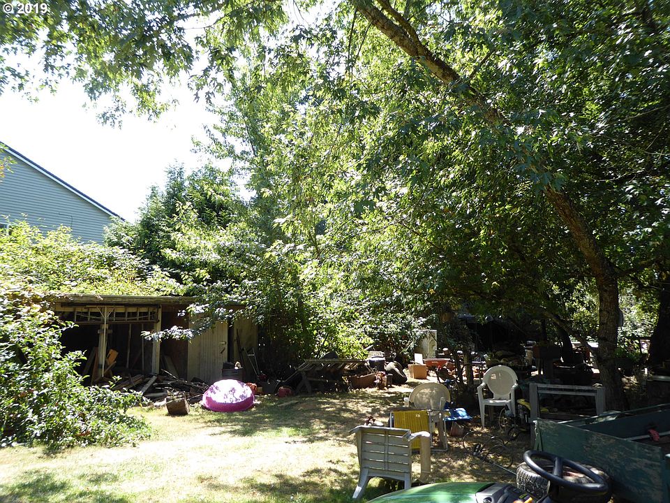 2nd image of 19800 Jessie Ave