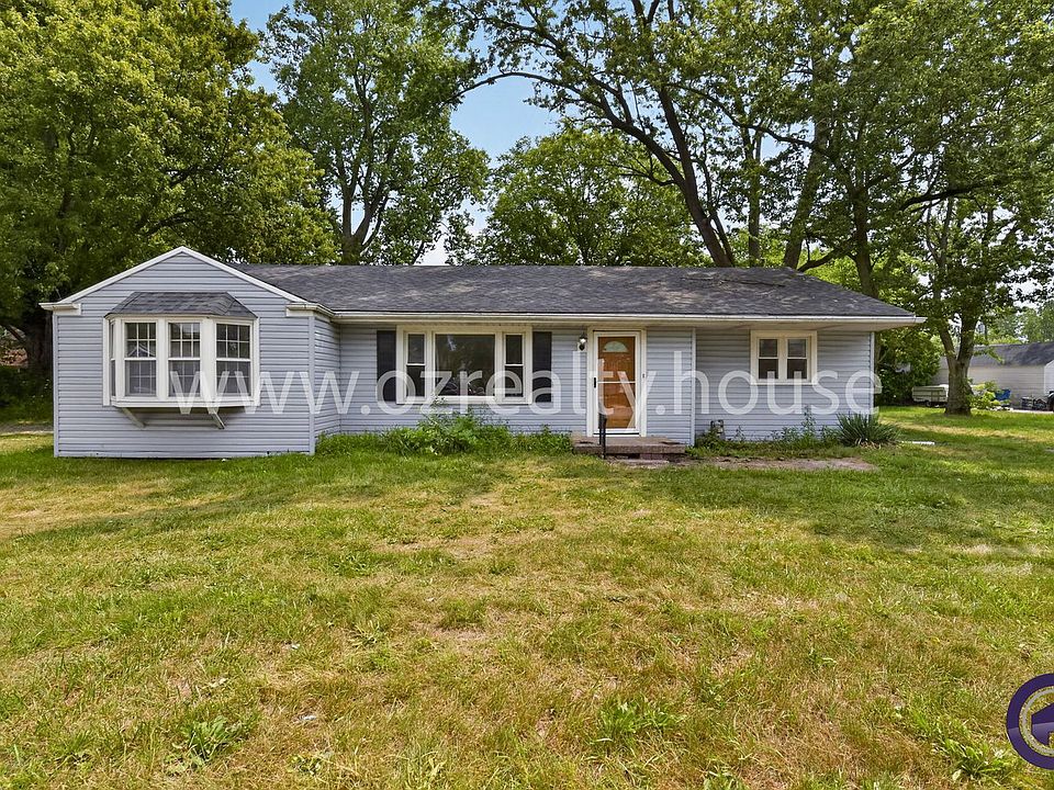 1st image of 3226 N McCord Rd