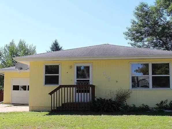 105 W 42nd St, Sioux Falls, SD 57105