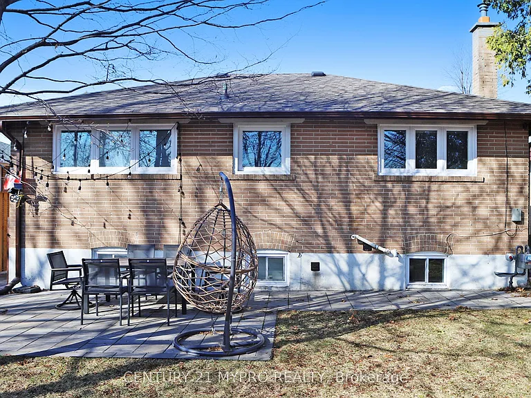56 Bailey Cres #MAIN — Photo 25