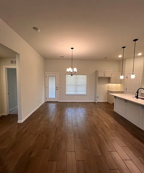 4000 Caraway Ln — Photo 4