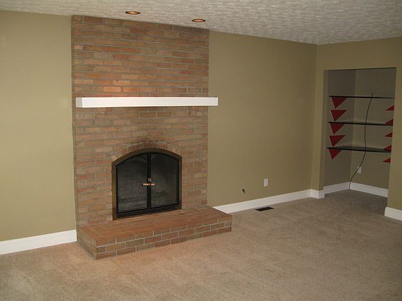 5th image of 7628 Smoketree Ct