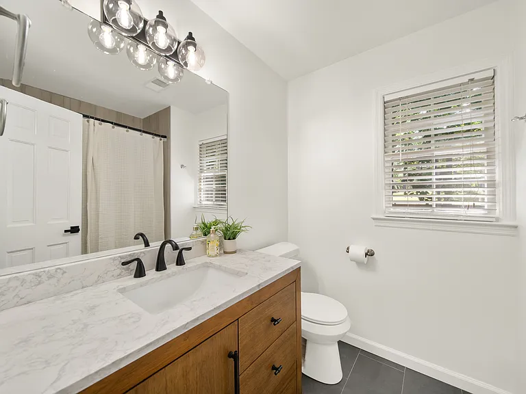 4506 Reva Way NE — Photo 24