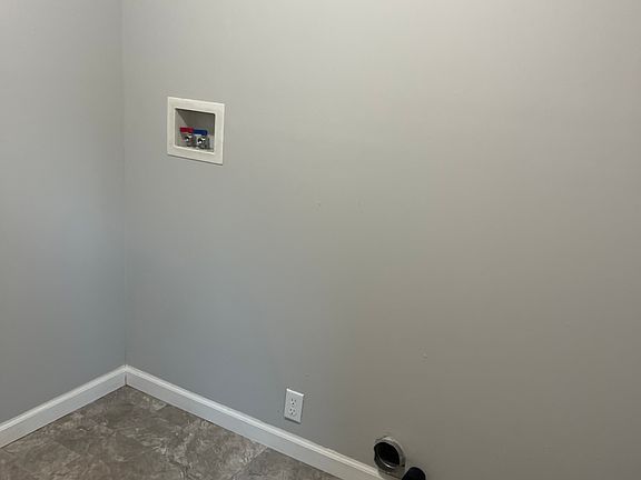 5th image of 1134 Park Ave