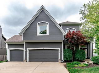 5410 Hilltop Dr, Shawnee, KS 66226