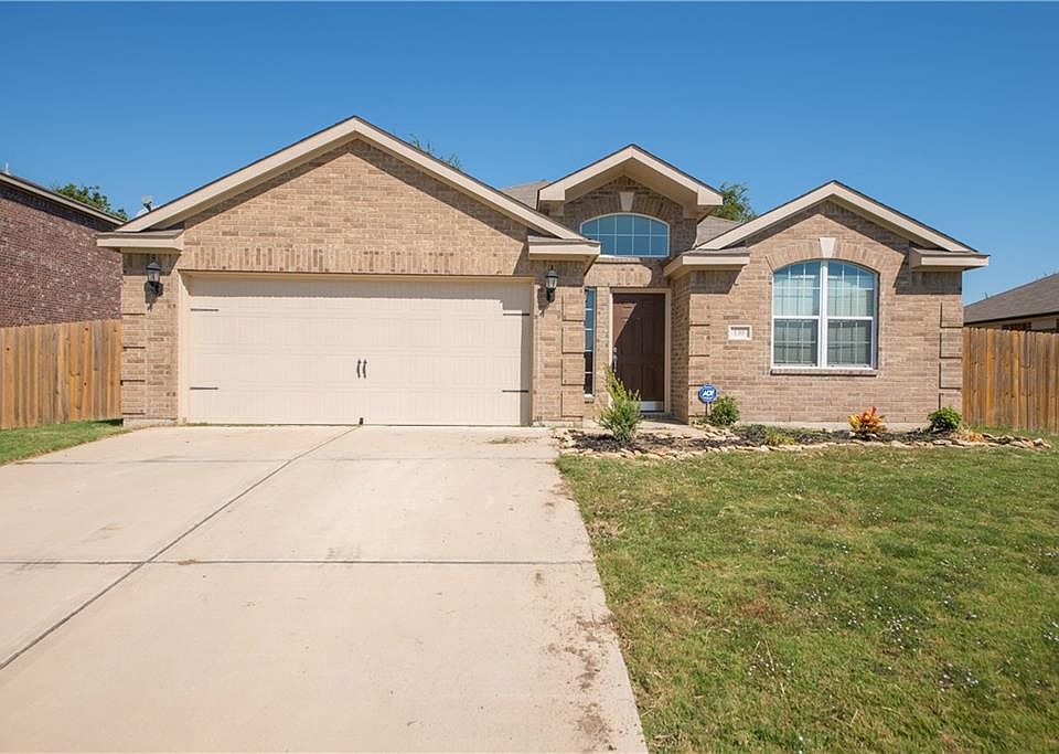 1st image of 139 Eider Dr