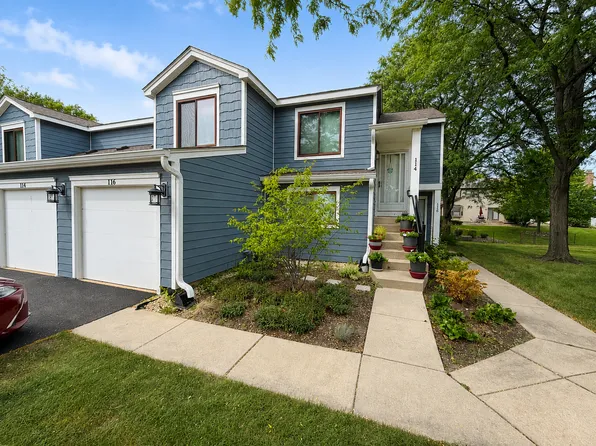 116 Manchester Ct #916, Schaumburg, IL 60193
