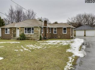 90 Lyndale Dr, Painesville, OH 44077