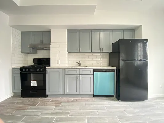 Rented by NY Space Finders Inc. | media 1