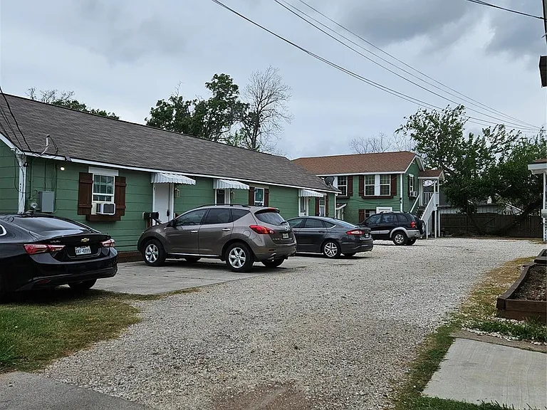 408 Randall St #9 — Photo 16