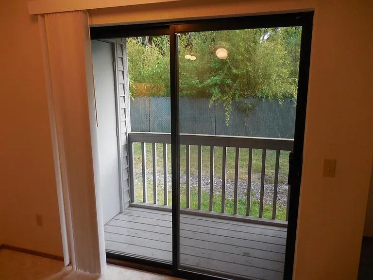 1313 Hall St SE #1 — Photo 4