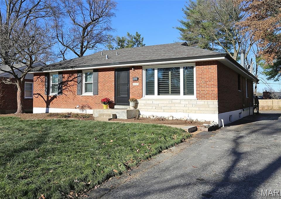 1st image of 9845 Boulder Ct