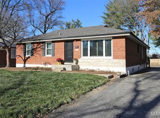 9845 Boulder Ct, Saint Louis, MO 63119