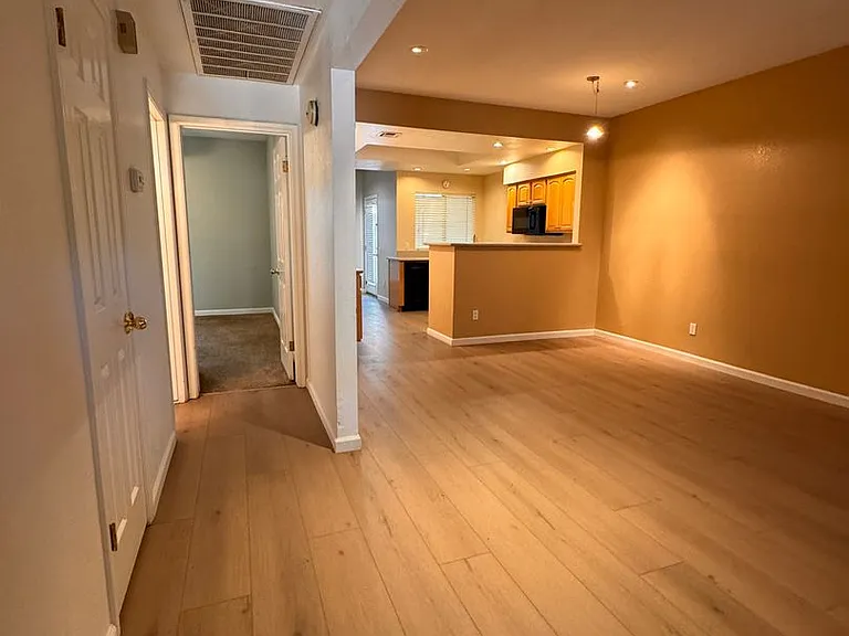 101 N 7th St #173 — Photo 12