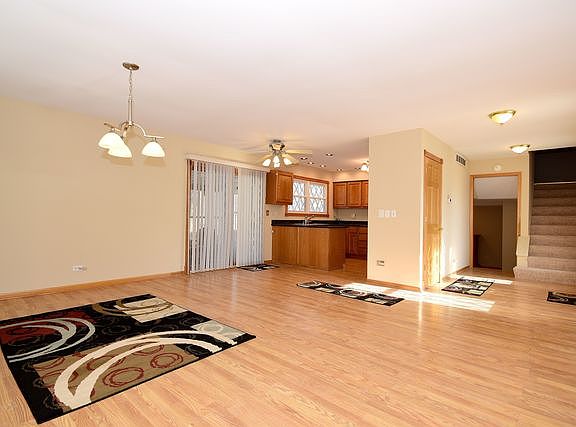 5th image of 334 Loveland Dr