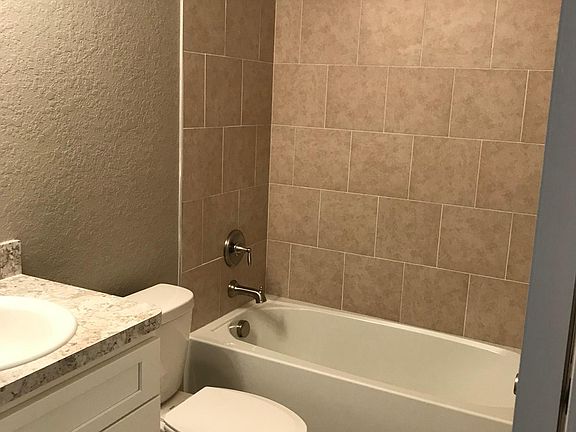5th image of 2402 Chestnut Woods Dr #2402