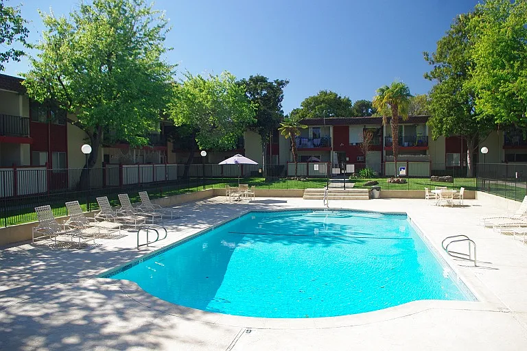 Bonnie Terrace Apartments