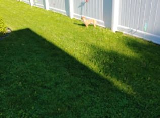 1046 Evans St, Oshkosh, WI 54901