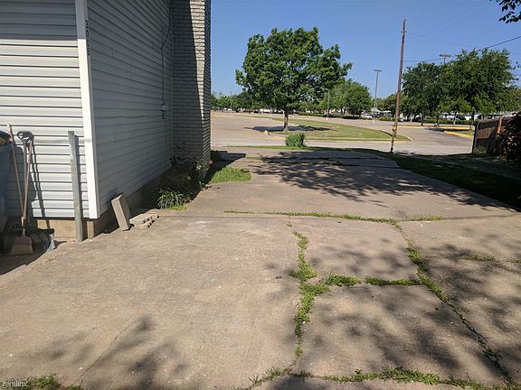 5th image of 3008 Daniel Dr