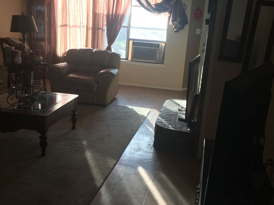 1st image of 1713 Briargrove Dr