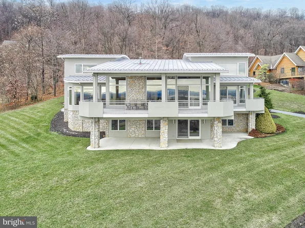 530 Halyard Way, Enola, PA 17025