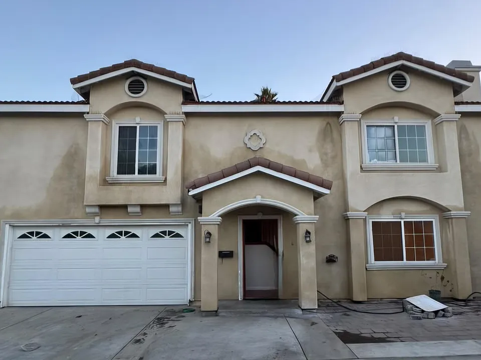 12615 Harris Ave