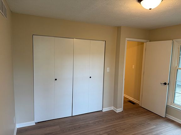 4th image of 315 Parkwood Pl