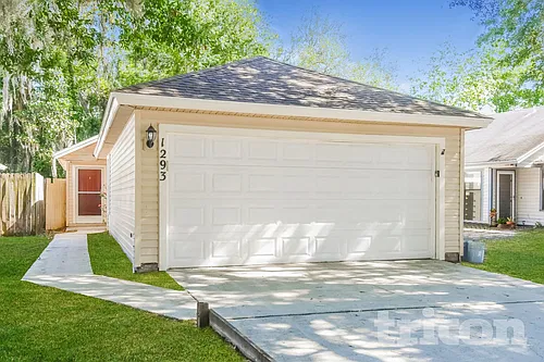 1293 Munson Cove Dr Photo 1