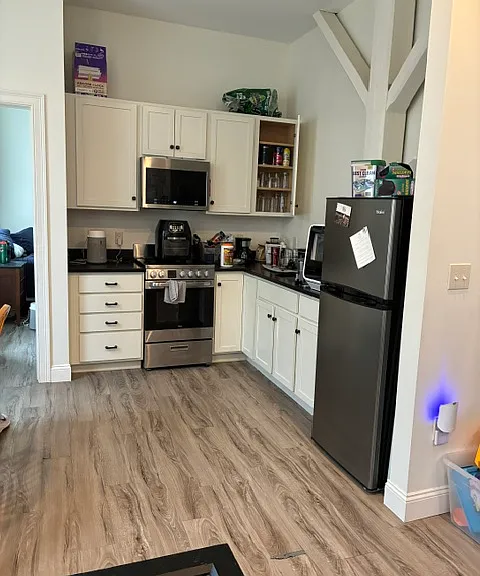 6 Dixon Ave #305 — Photo 1