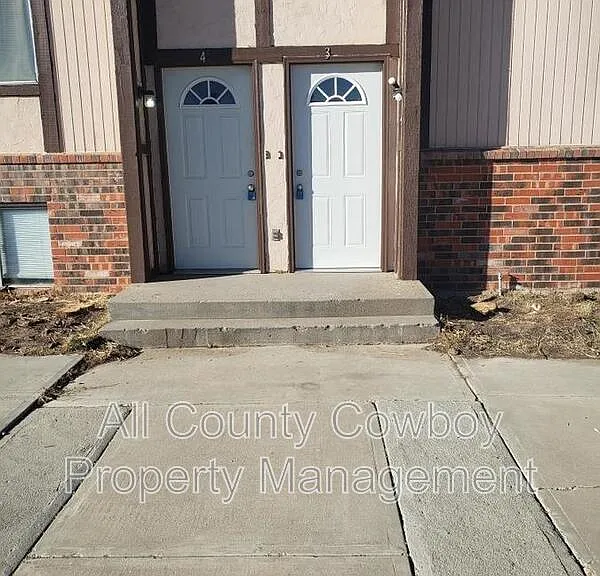 704 Ferris Ct #3 — Photo 8