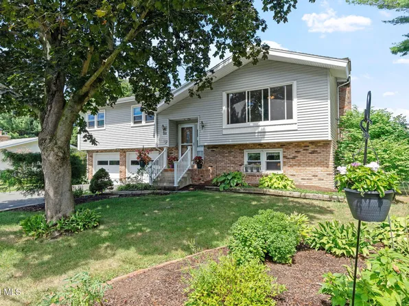 33 Mountain View Drive, Valatie, NY 12184