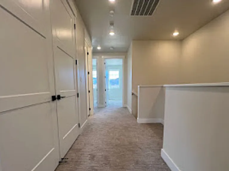 899 S Lincoln Ave #4 — Photo 17