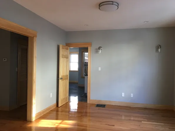 152 Winchester St, Brookline, MA