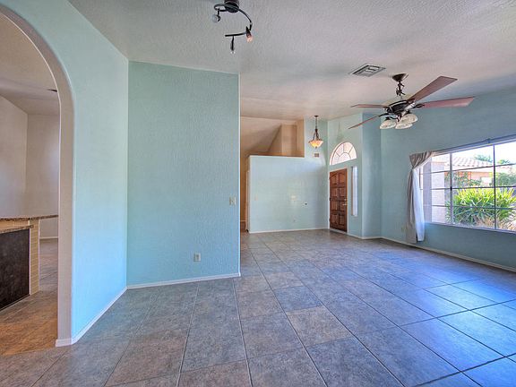 5th image of 4226 E Woodland Dr