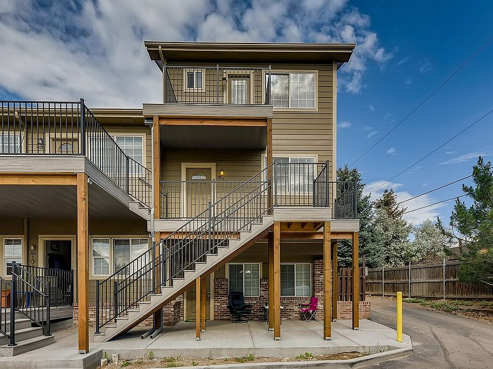 Experience urban living at its finest with this beautifully designed apartment complex.