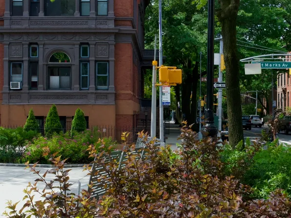 49 Saint Marks Avenue image 18 of 21