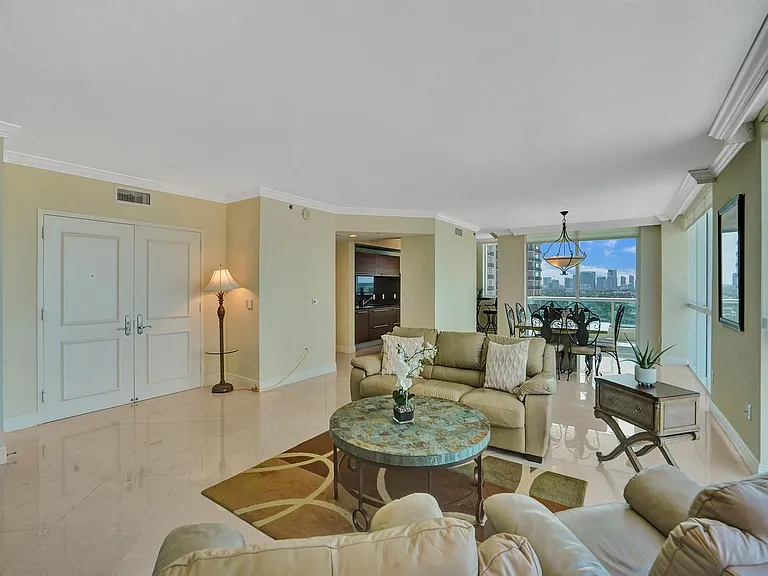 101 S Fort Lauderdale Beach Blvd #1606 — Photo 7