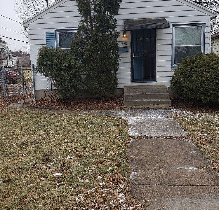 1st image of 4219 W Courtland Ave
