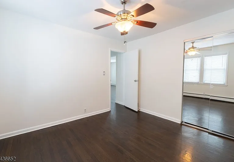 210 Globe Ave — Photo 19
