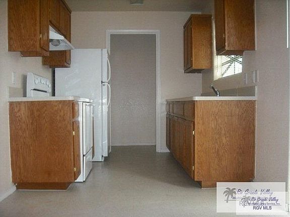 5th image of 2337 Munich St