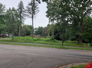 8617 W River Rd, Brooklyn Park, MN 55444