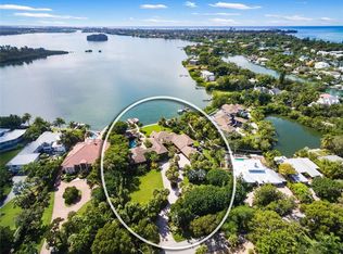684 Freeling Dr, Sarasota, FL 34242