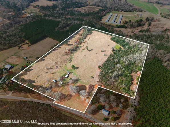 67 Angie Rd, Sandy Hook, MS 39478